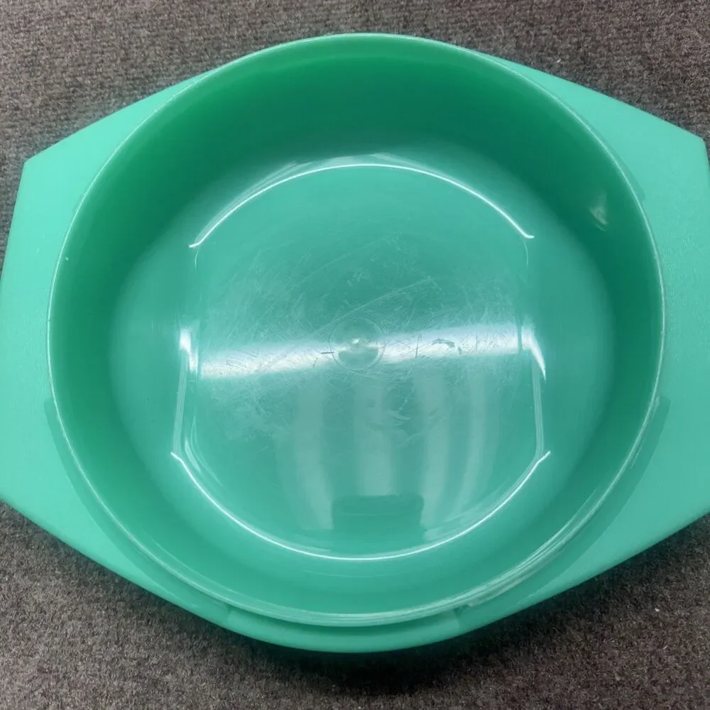 Vintage 2 Piece Tupperware Cheese Grater Shredder & Bowl Set 786-6